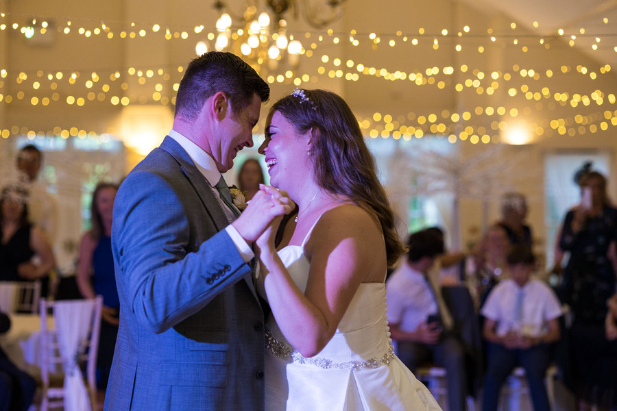 Daydream Package at Quex Park - image of first dance from newlyweds.